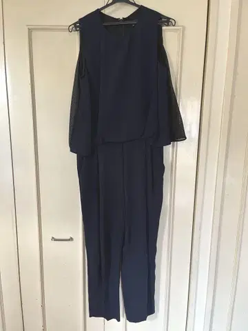 네이비 오픈 숄더 올인원