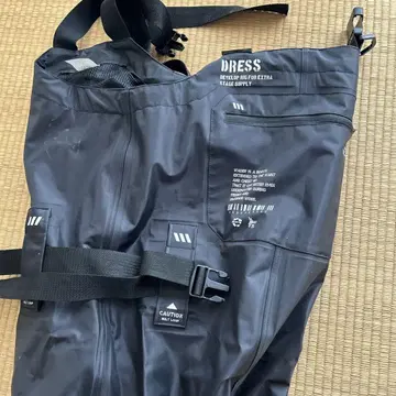 DRESS 체스트 하이 웨이더 245 사이즈