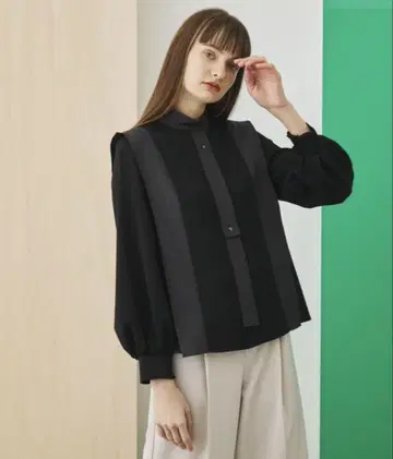 UNITED TOKYO 턱 타이 블라우스 블랙 블랙