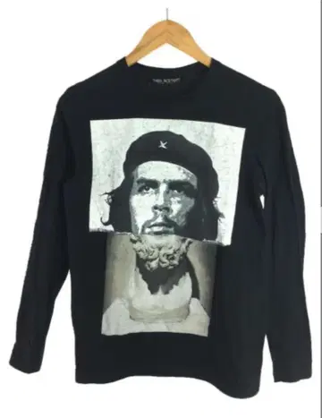 NEIL BARRETT 체 게바라 프린트 긴팔 티셔츠