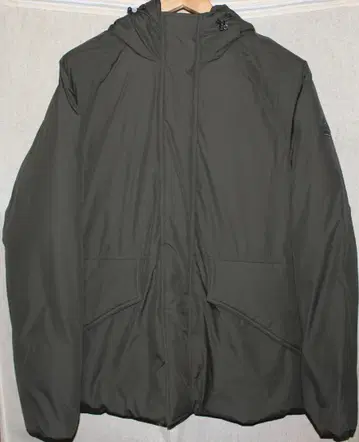 PYRENEX 다운 자켓 COVERT 코베르토