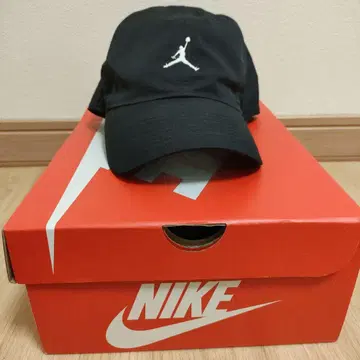 Nike 블랙 캡 L/XL 점프맨 로고