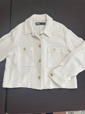 ZARA 골드 버튼 텍스처 자켓