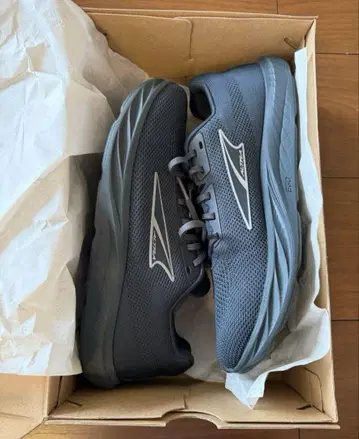 ALTRA ESCALANTE 4 블랙 26.5cm 새상품급