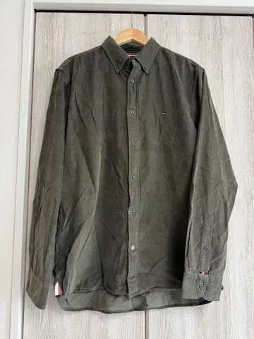 TOMMY HILFIGER XL 올리브 긴팔 셔츠