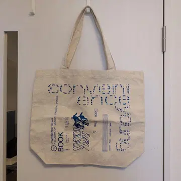 convenience young 로고 토트백