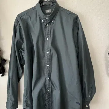 THE NORTH FACE 버튼다운 셔츠 M 다크 그레이