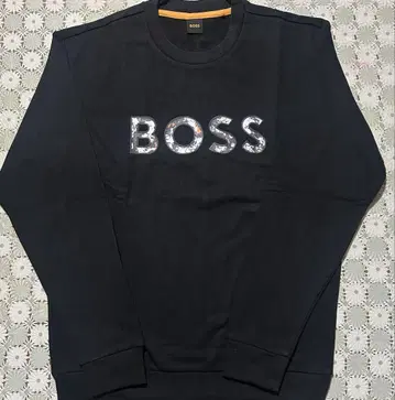 HUGO BOSS 미사용 새상품 남성용 맨투맨 조거 팬츠 Size L