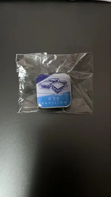 NYC Pavilion 핀 배지