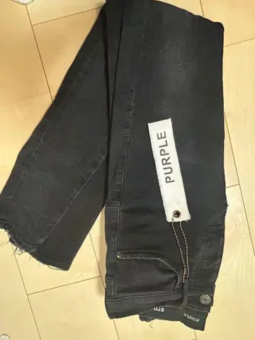 PURPLE 블랙 스키니 청바지