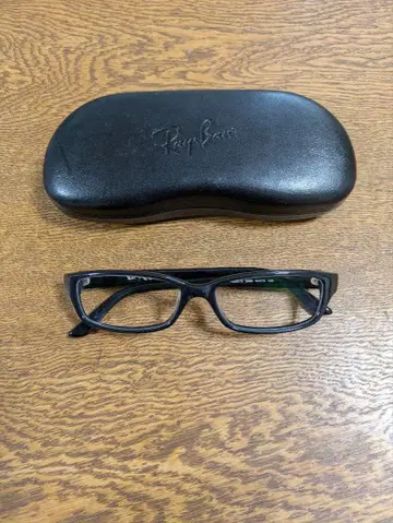 Ray-Ban 블랙 스퀘어형 안경 새상품급 RB5272 2000