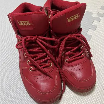 VANS 레드 하이컷 스니커즈