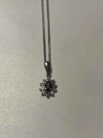 오닉스풍 실버 목걸이