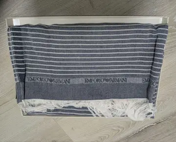 EMPORIO ARMANI 스톨 네이비/화이트