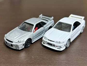 토미카 프리미엄 GT-R 2대 세트