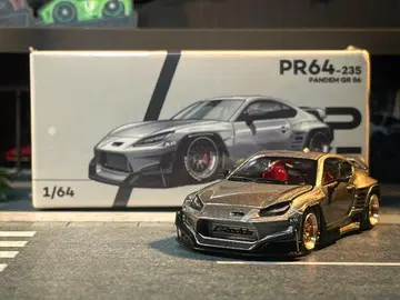 팝 레이스 1/64 판뎀 GR 86