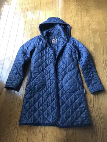 LAVENHAM 네이비 퀼팅 자켓 사이즈 10