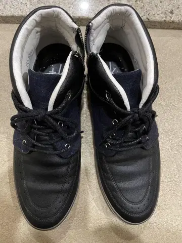 tk. TAKEO KIKUCHI 지퍼 스니커즈