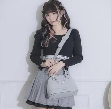 pium 모노그램 백