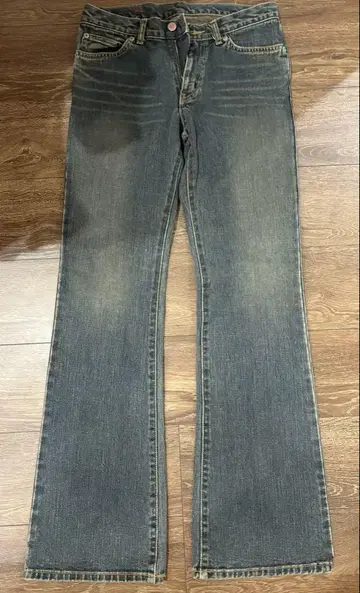 부츠컷 데님 플레어 데님