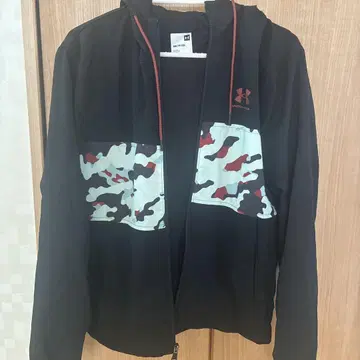 언더아머 후드 부착 자켓 SM/P/CH