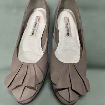 컴포지션 9 핑크 베이지 24.5cm
