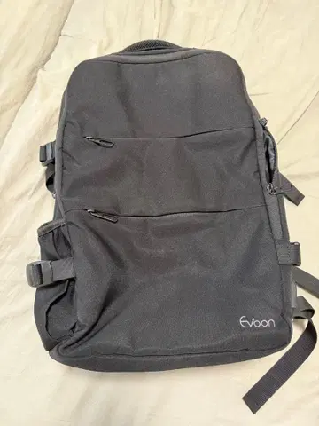 Evoon 블랙 비즈니스 백팩