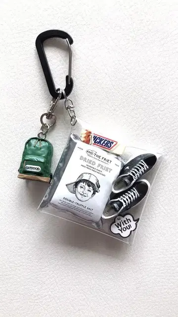 가챠 파우치 컨버스 AND THE FRIET 블랙