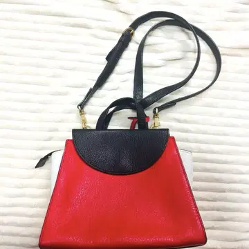 케이트 스페이드 SATURDAY