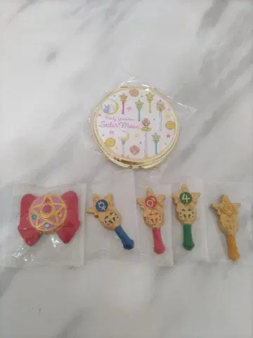 세일러문 마그넷과 거울