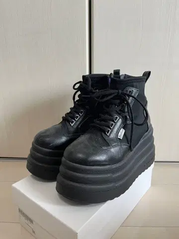 YOSUKE/요스케 통굽 레이스업 하이컷 스니커즈 24.0cm