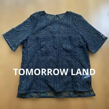 Tomorrow land 기하학 자수 상의 36