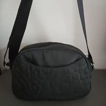 [ MARY QUANT ] 퀼팅 숄더백 블랙