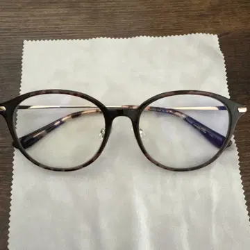 Zoff 담에 안경 블루라이트 차단 렌즈