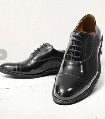 GUIONNET STRAIGHT TIP OXFORD ENAMEL