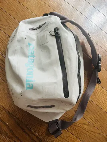 Patagonia 방수 백 스톰 프론트 힙 팩