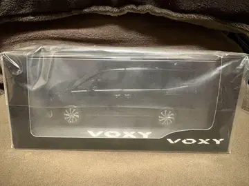 Voxy 미니카 1/43 블랙