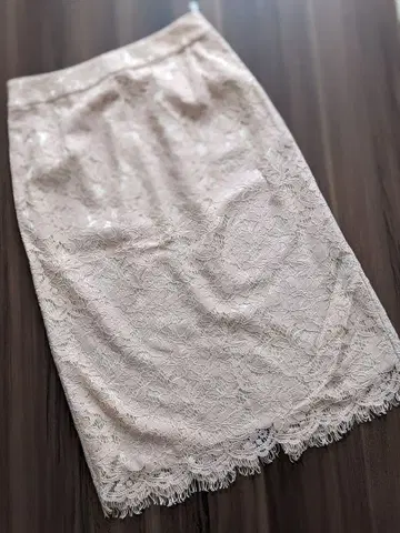 레이스 플라워 무늬 스커트 살몬 핑크