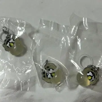 산리오 하피단부이 오이스터 메지루시 액세서리 배드마츠마루