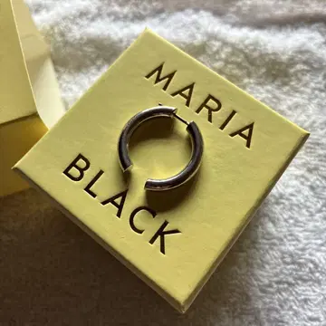 MARIA BLACK BROKEN 18 실버 귀걸이 (한쪽)