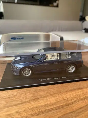 Alpina B6S 쿠페 2008 미니카 1/43