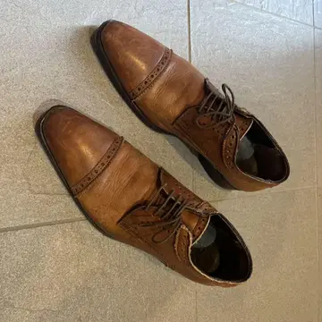 Casciani 브라운 드레스 신발