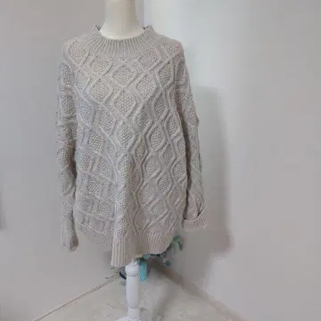 GAP 베이지 케이블 니트 긴팔 스웨터