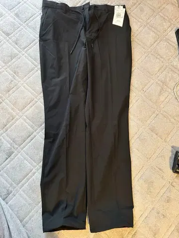 블랙 와이드 팬츠 드로코드 포함