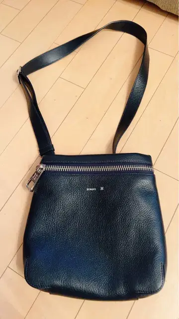 가죽 블랙 숄더백
