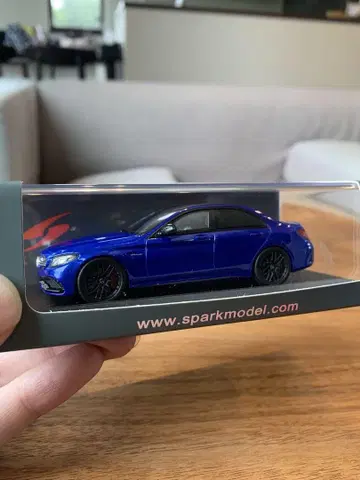Spark Model 메르세데스-AMG C63 2016