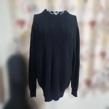 BATONER 사이즈 2 크루넥 블랙 니트 새상품급