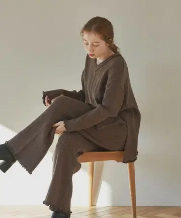 [ 판매 며칠 전 ] Hinari 히나리 멜로우 니트 셋업