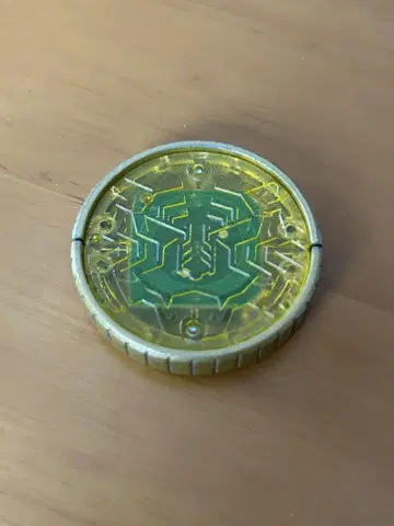 가면라이더 오즈 OOO 토라 코어 메달 DX판 (단품)