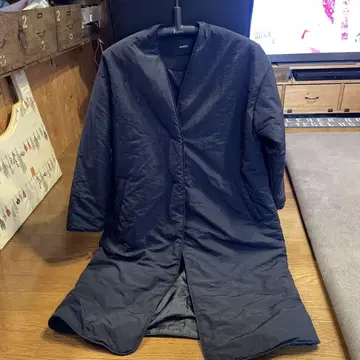 OMNES 네이비 퀼팅 자켓 롱